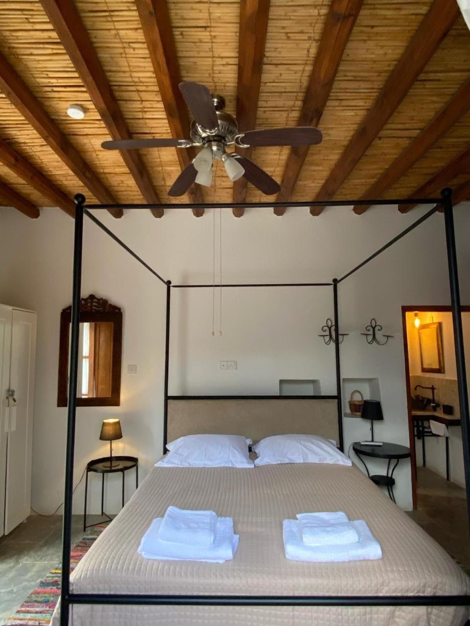 Spiti Calliope Катикас Екстериор снимка